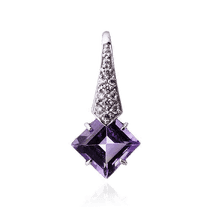 обзорное фото Золотой кулон с аметистом и фианитами 032970 Золотые подвески с камнями обзорное фото Золотой кулон с аметистом и фианитами 032970  Золотые подвески с камнями