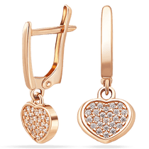 обзорное фото Женские серьги из червного золота Сердце с фианитами на английской застежке 039008 Золотые серьги с фианитом обзорное фото Женские серьги из червного золота Сердце с фианитами на английской застежке 039008  Золотые серьги с фианитом