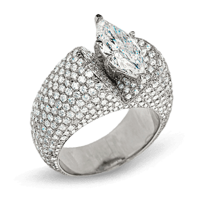 Кольцо с крупным бриллиантом. Фото и цены в каталоге