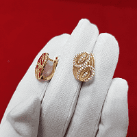 Золотые серьги с английским замком с фианитами 031500