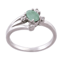 Серебряное кольцо с изумрудом 4576